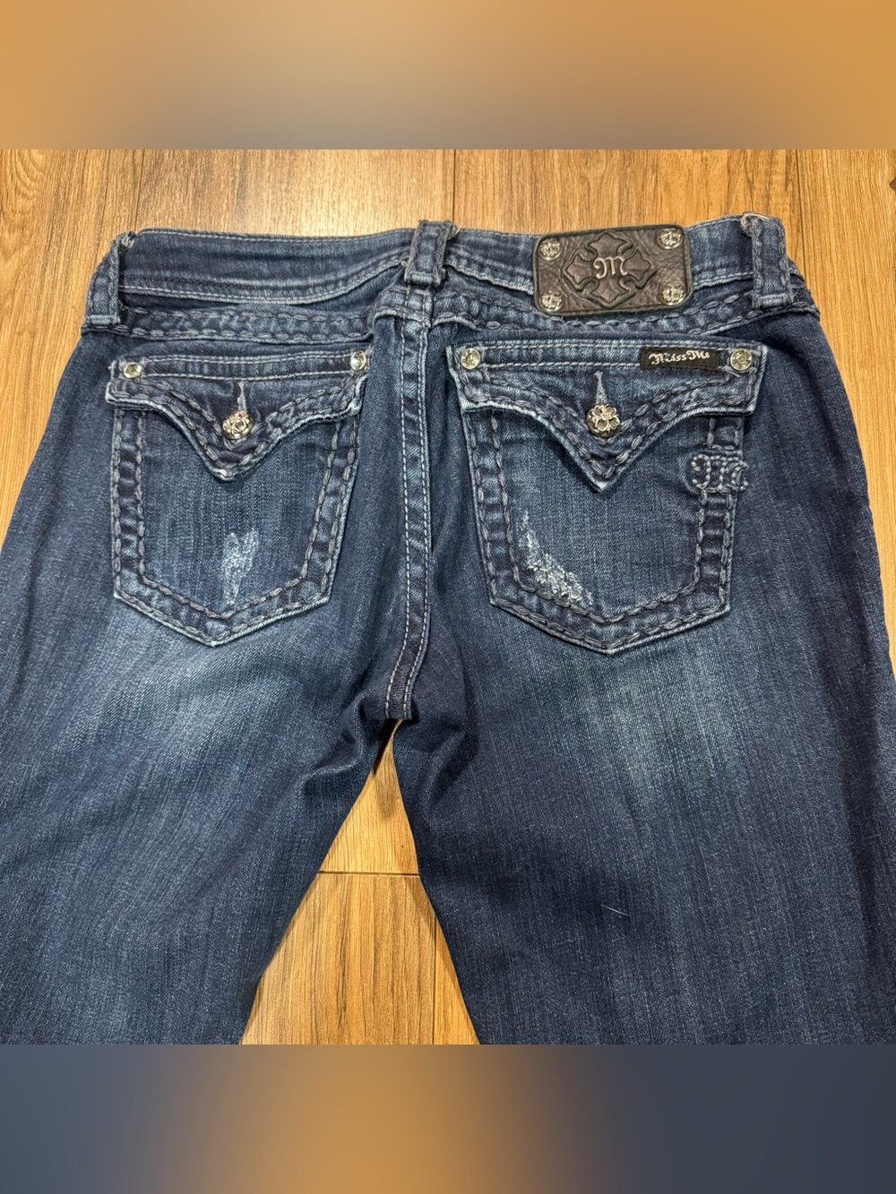 Miss Me Boot Cut Jeans W 26x30 RN# 112568 Mid-rise Medium Wash Embroidered pckts